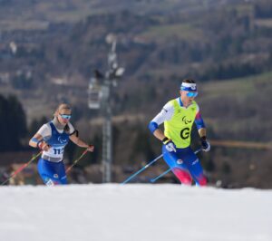 Carina Edlingerová s&nbsp;trasérem Alexandrem Paťavou. Zdroj: Český paralympijský výbor (Matěj Malý)