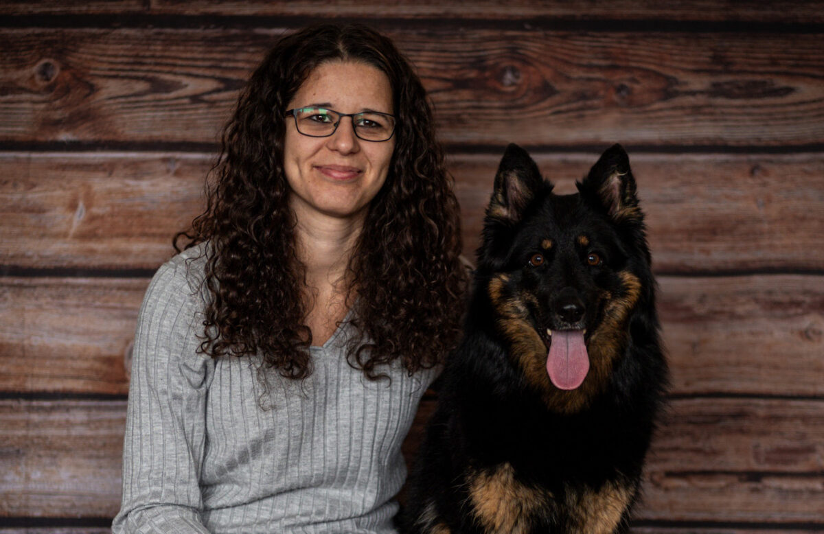 Kateřina Holubová se psem; foto: SNN ČR